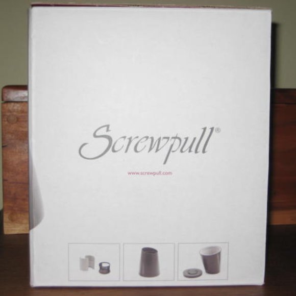 Screwpull Wine Cooler Ice Bucket NEW in Box WA-113 Collectible Le Creuset - Picture 14 of 16